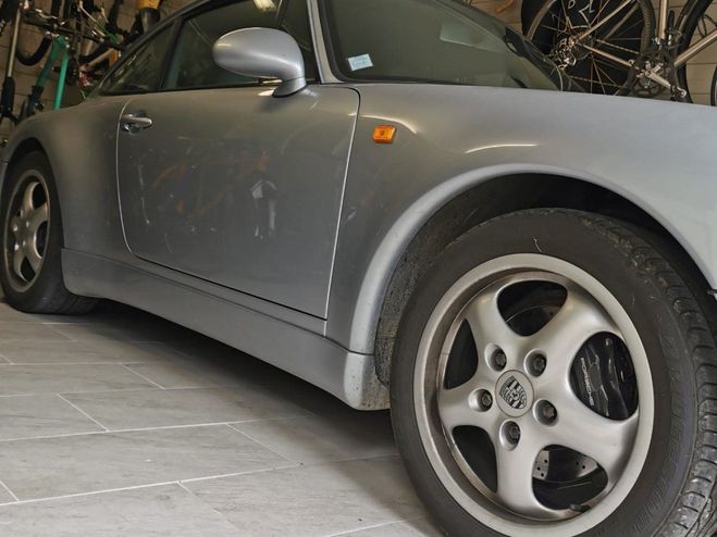 Porsche 911 285 CH Grise de 1996