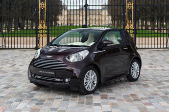  Voir d&eacute;tails -Aston martin Cygnet *Amethyst Red - Q Special* &agrave; Paris (75)