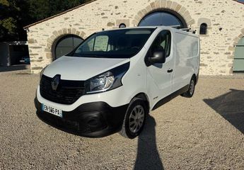  Voir d&eacute;tails -Renault Trafic 6250 HT VENTE A MARCHAND UNIQUEMENT 1.6  &agrave; Saint-Christophe-du-Ligneron (85)