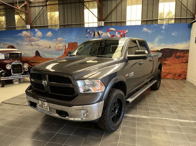 Dodge Ram 1500 HEMI 5.7L V8 395CH BVA SPORT  de 2017