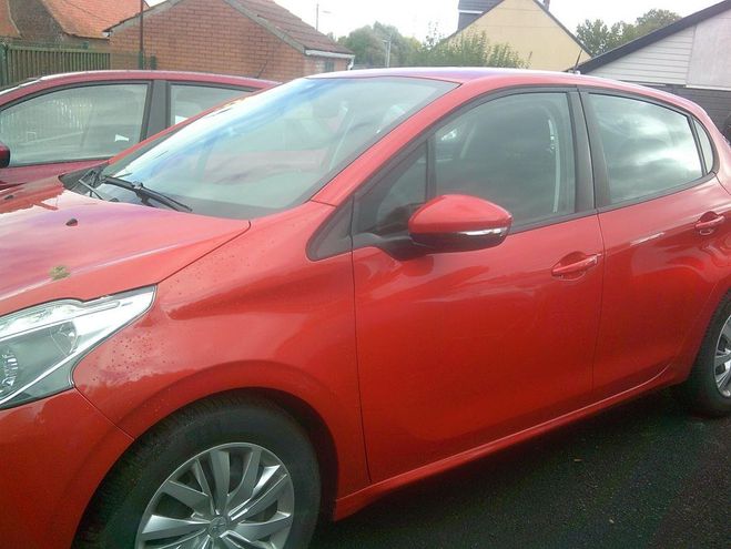 Peugeot 208 1.5l blue HDI active 1021cv (2019) Orange de 2019