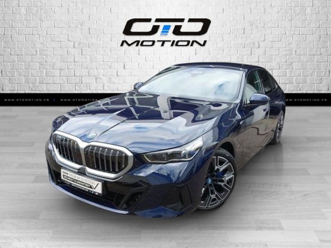 BMW Serie 5 550e xDrive PHEV 489 ch BVA8 G60 M Sport Bleu Tansanit de 2023