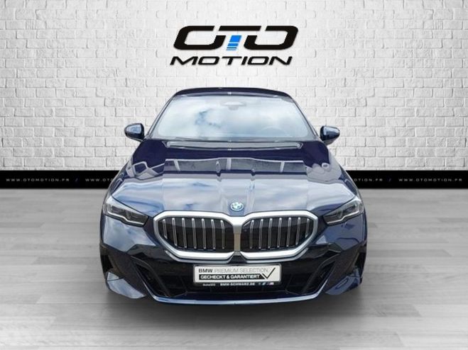 BMW Serie 5 550e xDrive PHEV 489 ch BVA8 G60 M Sport Bleu Tansanit de 2023