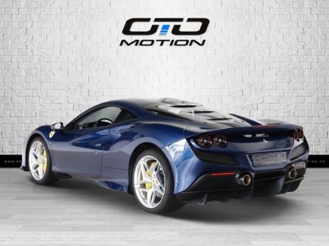 Ferrari F8 Tributo  Bleu m�tallis� de 2020