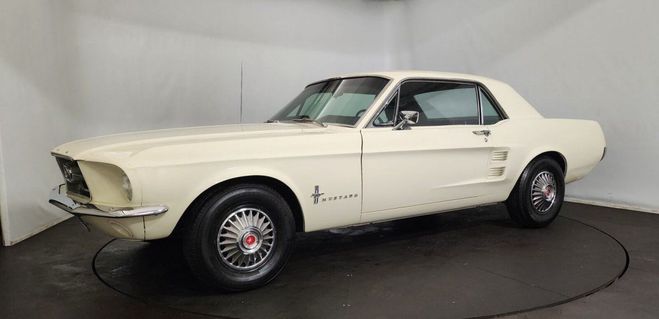 Ford Mustang  Blanc de 1967