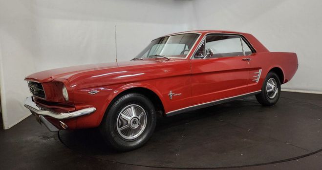 Ford Mustang  Rouge de 1966