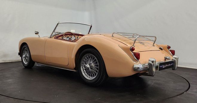 MG MGA A 1600 cabriolet Beige de 1960