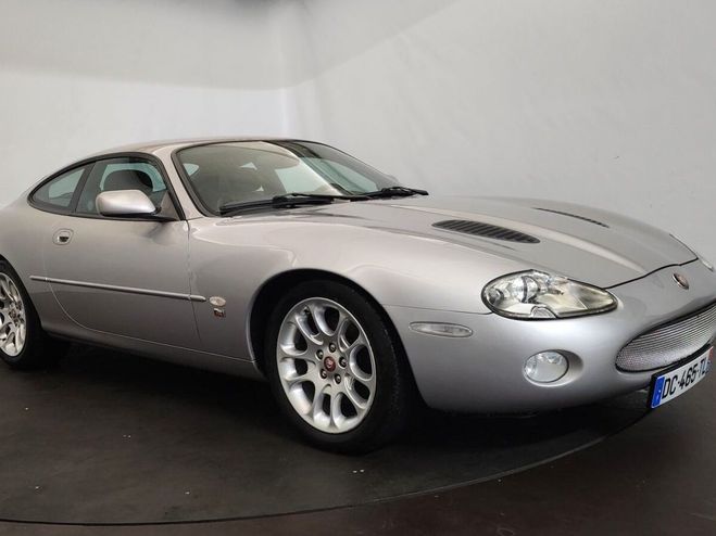 Jaguar XKR coup� Grise de 2001