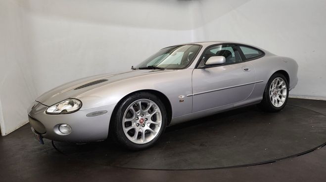 Jaguar XKR coup� Grise de 2001