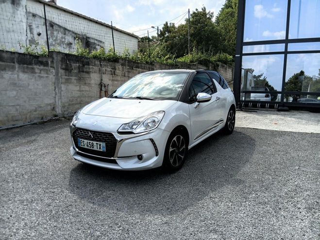 Citroen DS 3 1.2 PURETECH 110 CONNECTED CHIC START- BLANC NOIR de 2017