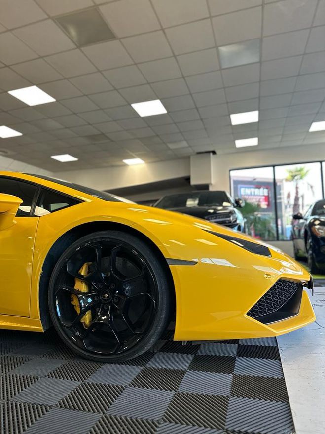 Lamborghini Huracan LP 610.4 ENTRETIEN LP610-4 LIFT CAM�RA J Jaune de 2015