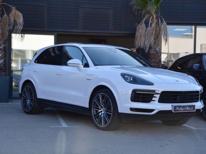 Porsche Cayenne E-hybrid 462 CV Toit ouvrant BOSE Soft C Blanc de 2020