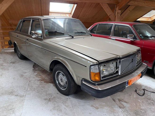 Volvo 264  BEIGE de 1976