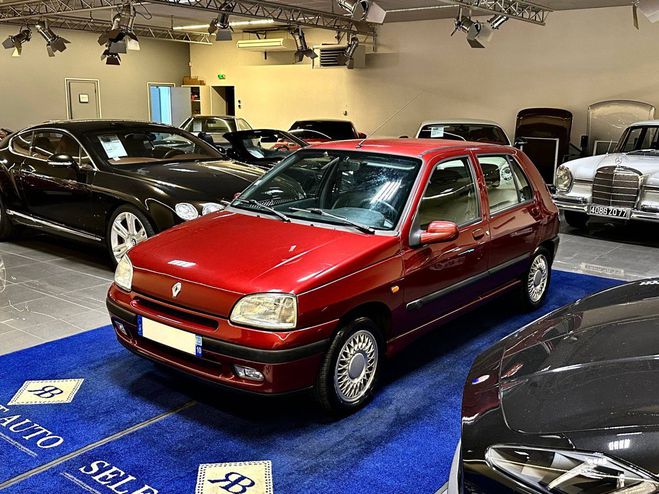 Renault Clio (B/C57) 1.8 95ch Baccara 5p ROUGE de 1996
