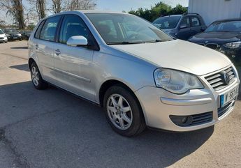 Voir d&eacute;tails -Volkswagen Polo 1.4i 80Ch CONFORT 5P 2006 &agrave; Colmar (68)