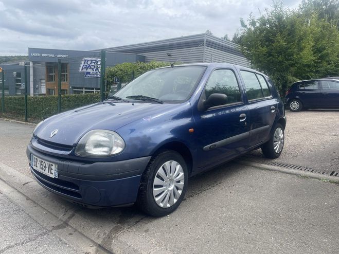Renault Clio II 1.2i 60CV Bleu Laqu� de 1998