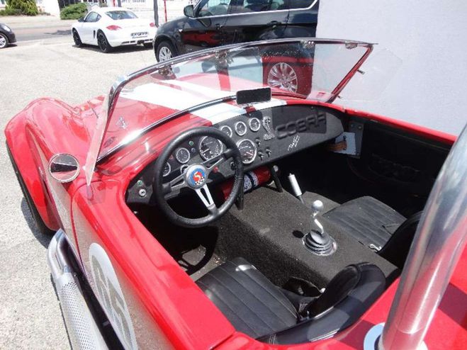 AC Cobra SHELBY AMERICAN Rouge de 
