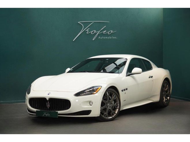 Maserati Gran Turismo S V8 4.7 440cv Boite F1 - Alcantara - Bo BLANC de 2010