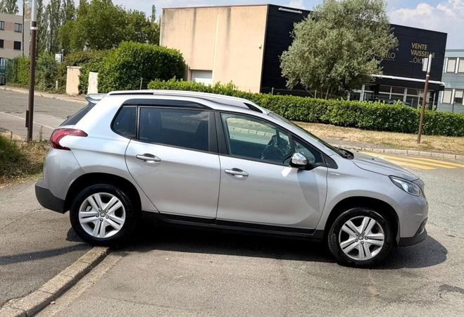 Peugeot 2008 1.2 PT 80 CV STYLE DISTRIBUTION NEUVE Gris de 2018