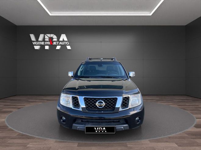 Nissan Navara 3.0 V6 dci 231ch Double Cabine Cam�ra de Noir de 2013