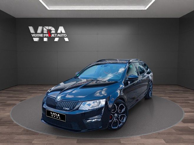 Skoda Octavia RS 2.0 FSI 300CH DSG6 TOIT OUVRANT SIEGE Noir de 2016