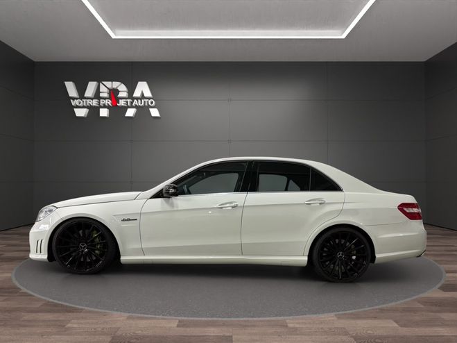 Mercedes Classe E 63 AMG � 6.2 V8 525 ch � BVA7 | Si�ges m Blanc de 2010