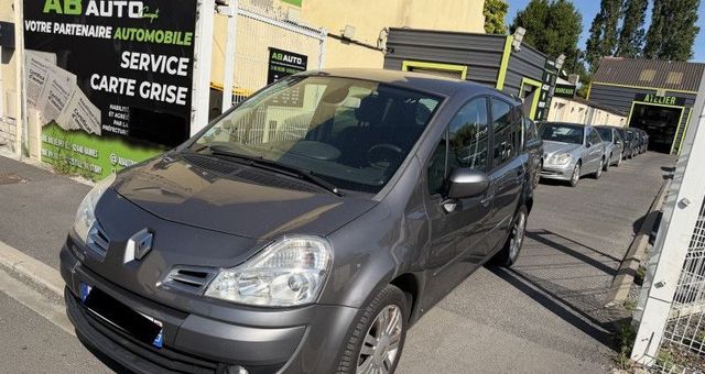 Renault Grand Modus BVA 1.6 16V 110CH EXCEPTION 2011 d'occasion a Harnes
