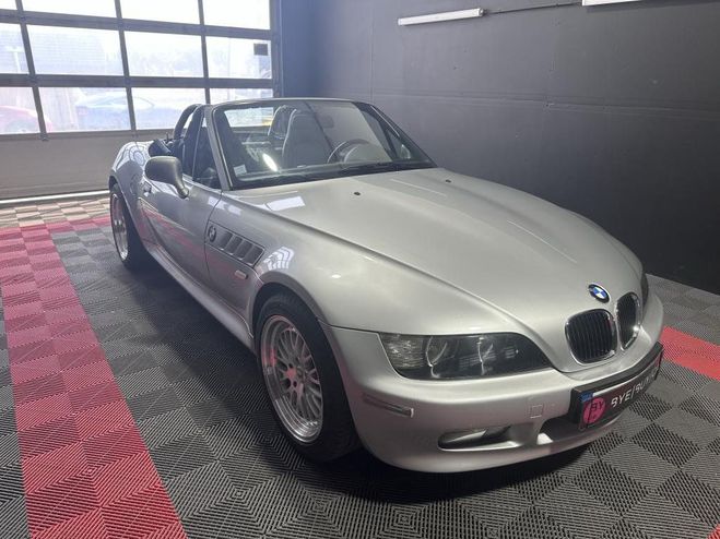 BMW Z3 Roadster 1.9i - 118 E36 - Garantie 12 mo GRIS CLAIR de 2000