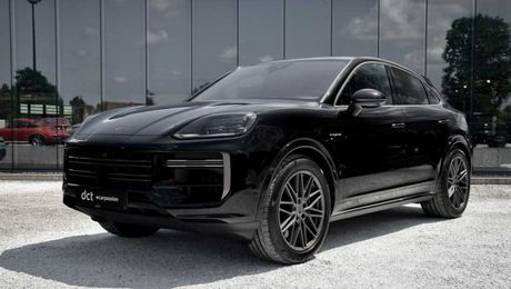 Porsche Cayenne Coup� Turbo Hybrid PDCC RearAxle Massage  d'occasion a Wielsbeke (87)