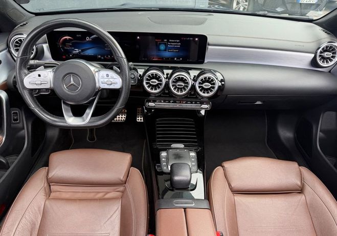 Mercedes Classe CLA Classe 200 D COUPE 2.0 150Ch AMG LINE 8G Bleu de 2020