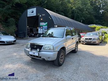  Voir d&eacute;tails -Suzuki Grand Vitara 2.0 i 128cv 4x4 Phase 2 &agrave; Sathonay-Camp (69)