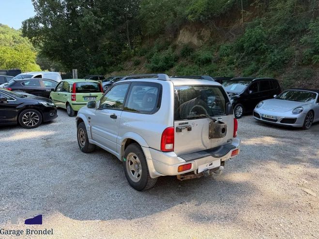 Suzuki Grand Vitara 2.0 i 128cv 4x4 Phase 2 Gris de 2001