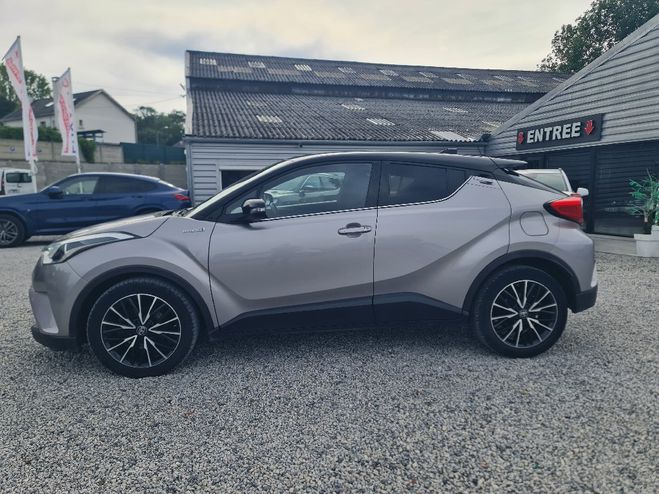 Toyota C HR HYBRIDE 1.8L 122 cv * Pack Dynamic * REP Grise de 2018