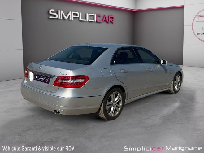 Mercedes Classe E 300 CDI 204ch BlueTEC Avantgarde Executi Gris de 2011