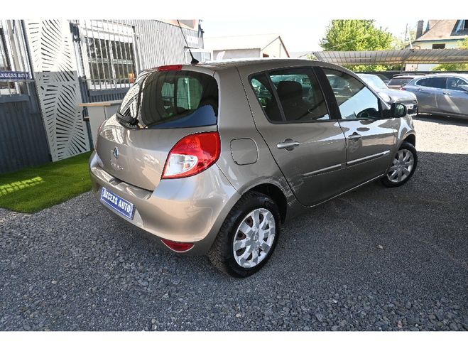 Renault Clio III dCi 70 eco2 Dynamique Beige de 2009