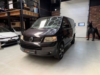  Voir d&eacute;tails -Volkswagen Transporter COMBI 2.5 TDI 130 cv Long 9pl 4Motion &agrave; Saint-Ouen-l'Aum�ne (95)