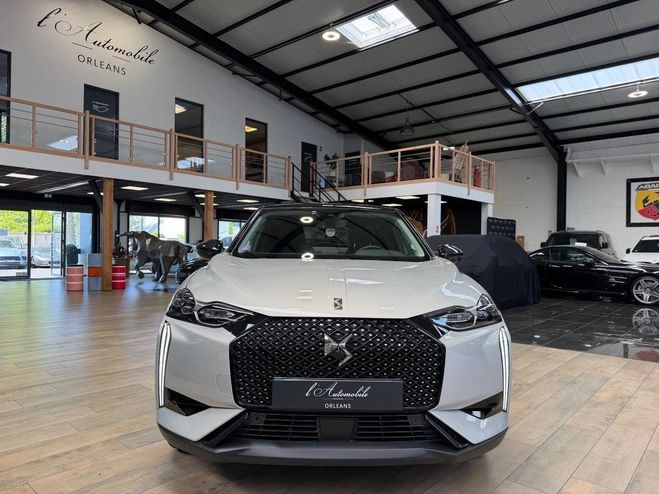 Citroen DS 3 ESPRIT DE VOYAGE 136 CV RIVOLI / 1� MA Gris de 2024