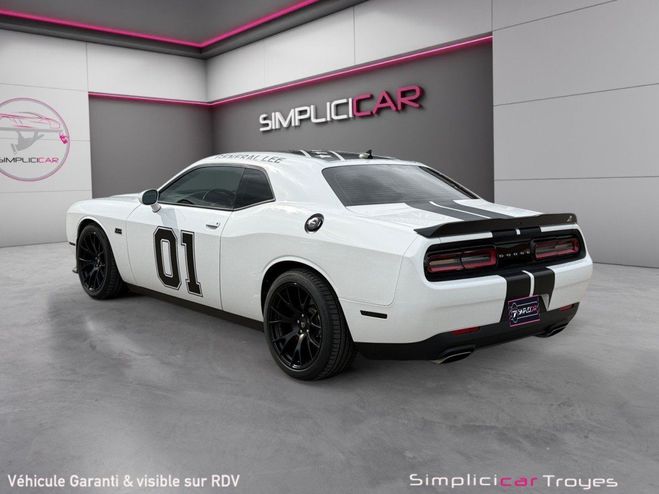Dodge Challenger scat pack shaker BLANC de 2017