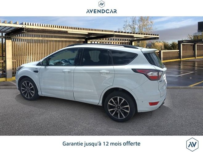 Ford Kuga 1.5 TDCi - 120 4x2 II ST-Line PHASE 2 Blanc de 2021