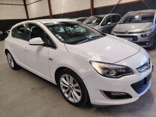 Opel Astra IV 1.4 Turbo 140ch Cosmo Start&Stop BLANC de 2015