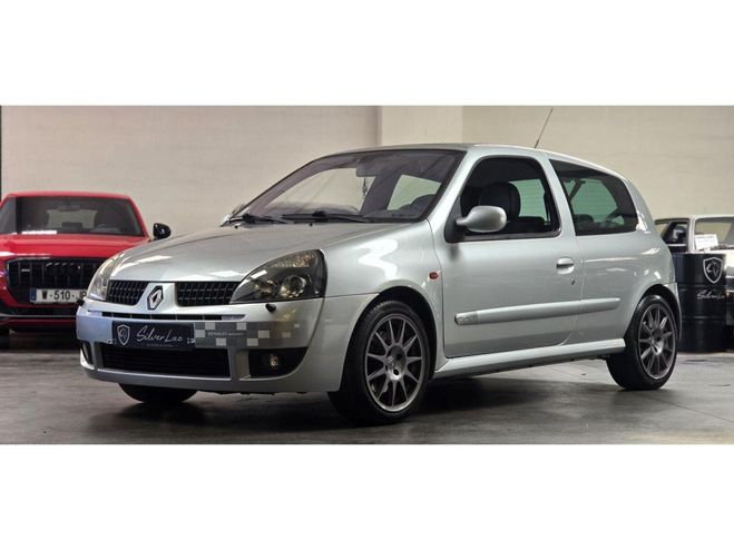 Renault Clio RS 2RS 2.0 16V 172 PHASE 2 GRIS CLAIR de 2001