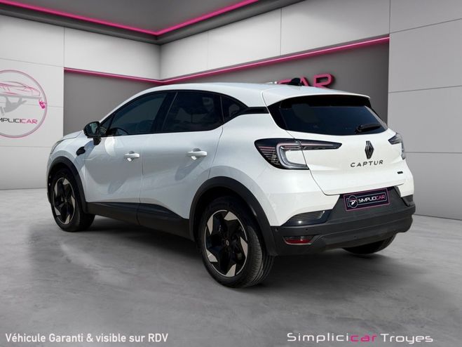 Renault Captur II 1.6 E-TECH 145 TECHNO Blanc de 2024