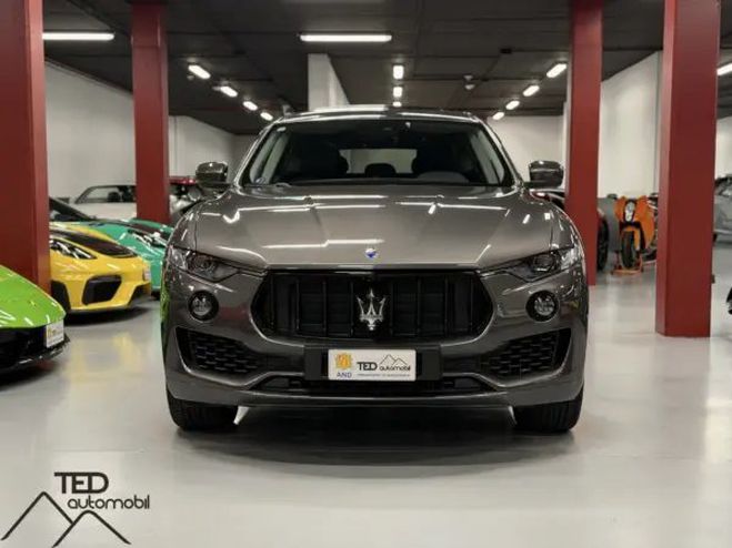 Maserati Levante SQ4 430cv  de 2017