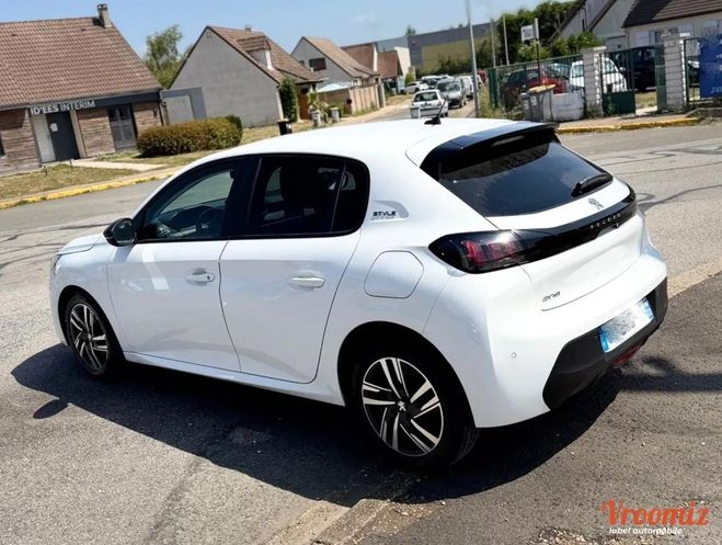 Peugeot 208 1.2 PT 75CV STYLE 12/2023 9833 HT PRIX E Blanc de 2023