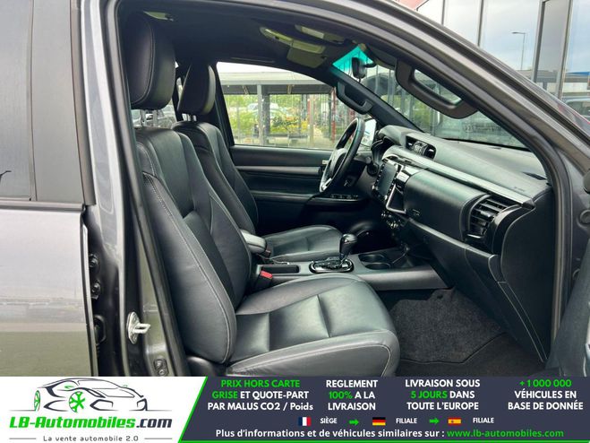 Toyota Hilux 2.8 D-4D 4x4 Double Gris de 2021