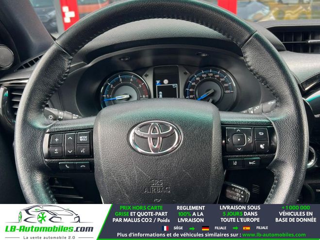 Toyota Hilux 2.8 D-4D 4x4 Double Gris de 2021