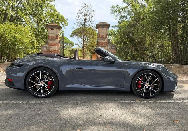 Porsche 911 CABRIOLET TYPE 992 (2) GTS 3.6 541ch 1er Gris de 2024