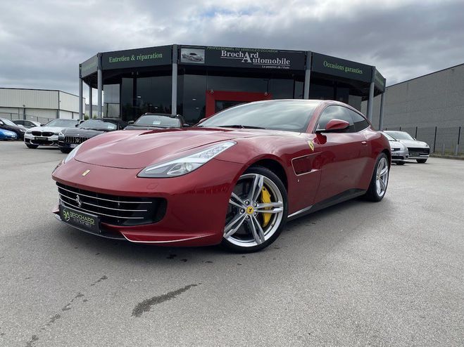 Ferrari GTC4 Lusso GTC4LUSSO 6.3 V12 690 Ch -Tailor Made- C Rouge de 2017