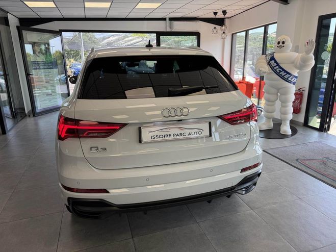 Audi Q3 45 TFSI e 245 CH S-Tronic 6 S Line SUIVI BLANC de 2022