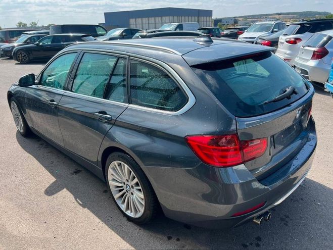BMW Serie 3 TOURING F31 330d 258 ch Luxury A Gris Fonc� de 2012